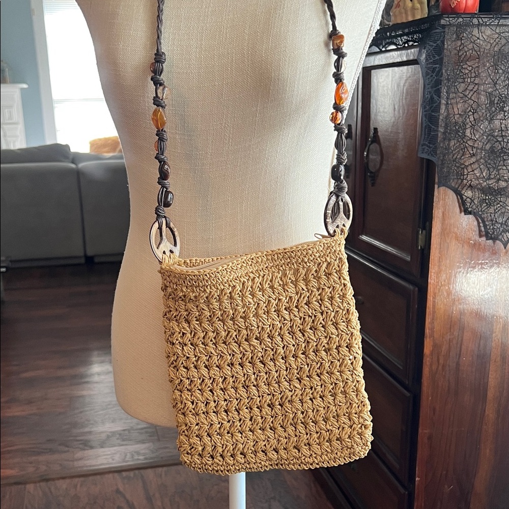 Chic Woven Crossbody Bag in Brown